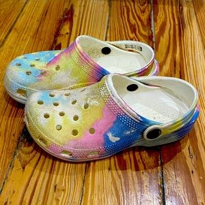 Tie-dye 🌈 Crocs for toddler